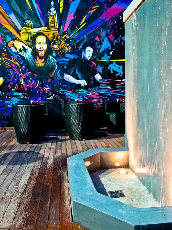 Music Hotel Марсилия Екстериор снимка