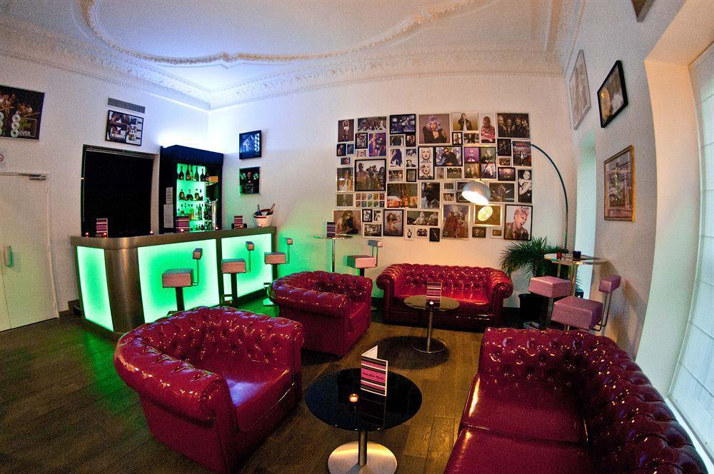 Music Hotel Марсилия Екстериор снимка